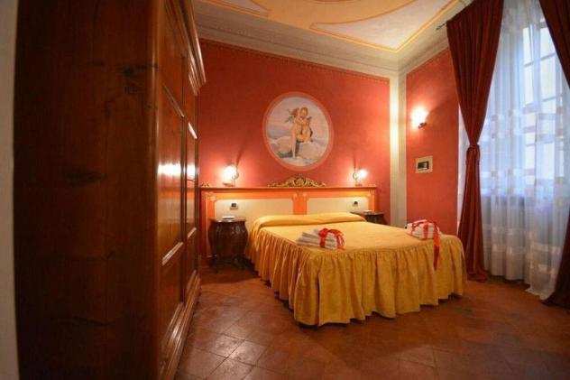 Appartamento in vendita a Lucca 250 mq Rif 1099964