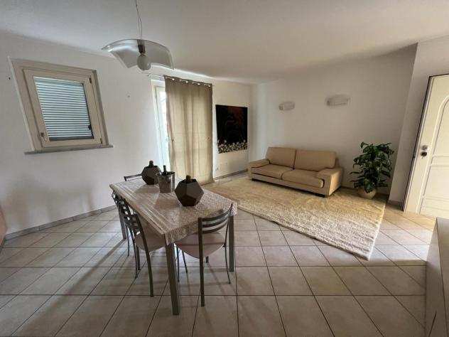 Appartamento in vendita a Marina di Carrara - Carrara 78 mq Rif 1221189