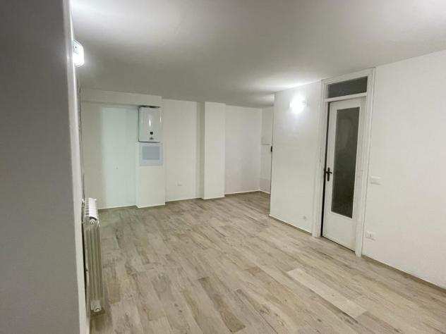Appartamento in vendita a MARINA DI CARRARA - Carrara 80 mq Rif 1229177
