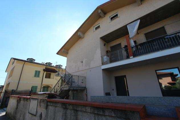 Appartamento in vendita a MARINA DI MASSA - Massa 110 mq Rif 1140241