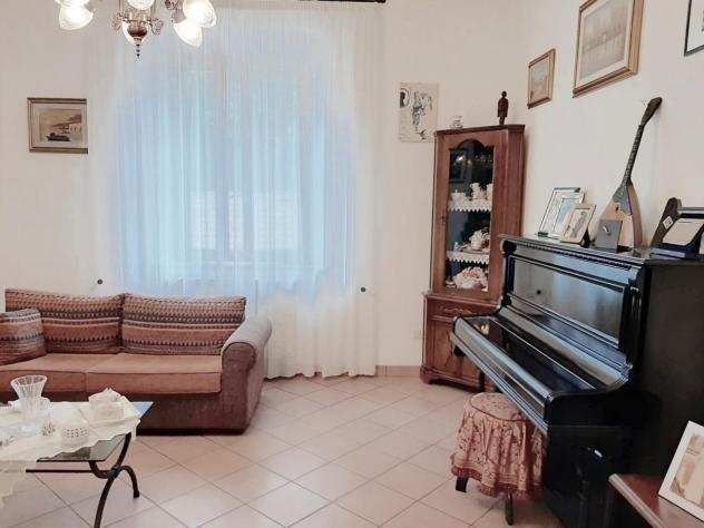 Appartamento in vendita a MOLINA DI QUOSA - San Giuliano Terme 180 mq Rif 1077187