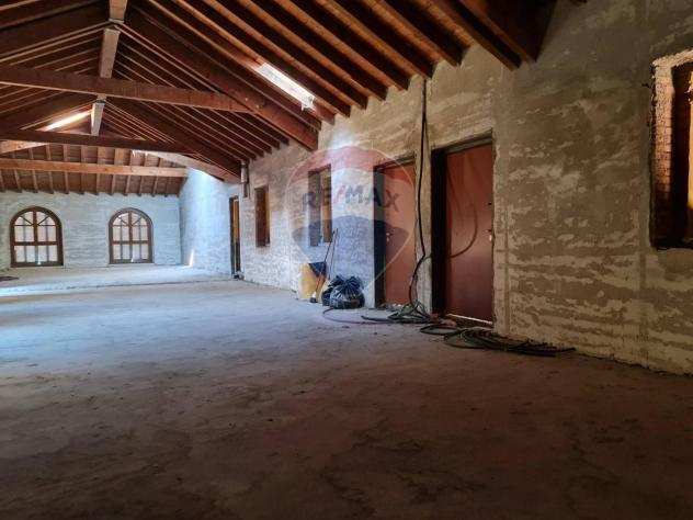 Appartamento in vendita a Palazzolo SullOglio - 4 locali 80mq