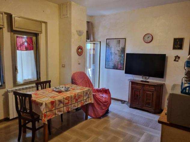 Appartamento in vendita a Palermo - 2 locali 81mq