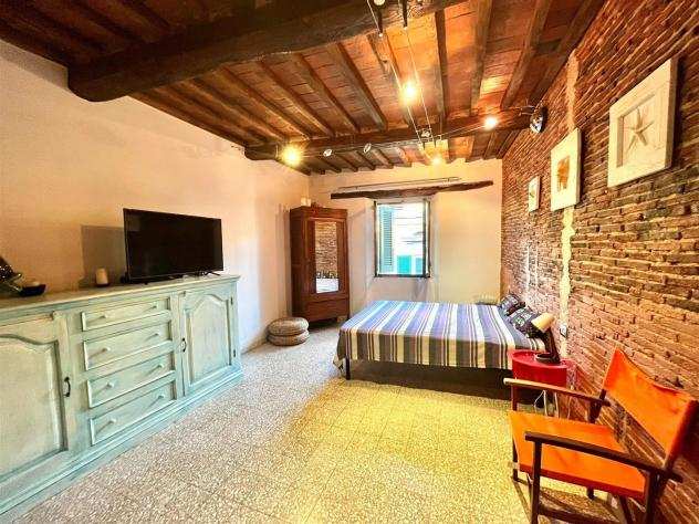 Appartamento in vendita a Pietrasanta 70 mq Rif 1059170
