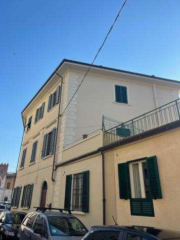 Appartamento in vendita a Pisa 170 mq Rif 1097101
