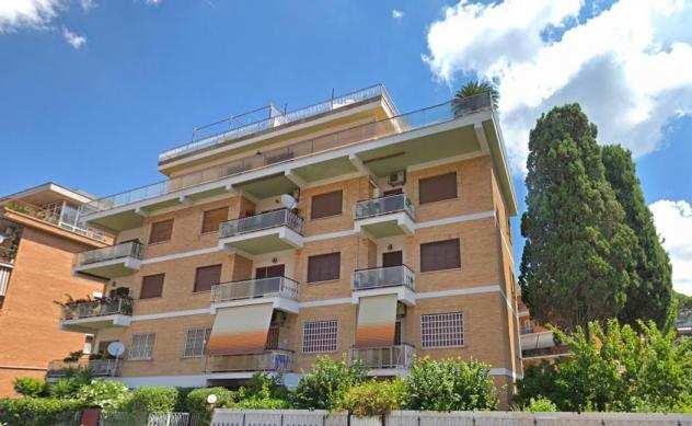 Appartamento in vendita a Roma - 4 locali 120mq