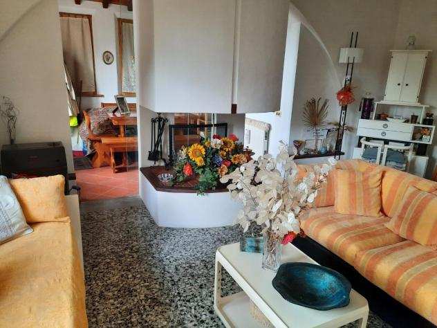 Appartamento in vendita a San Gimignano 90 mq Rif 972887