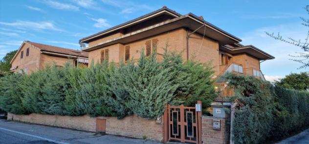 Appartamento in vendita a SAN MARTINO - Monteriggioni 151 mq Rif 1074698