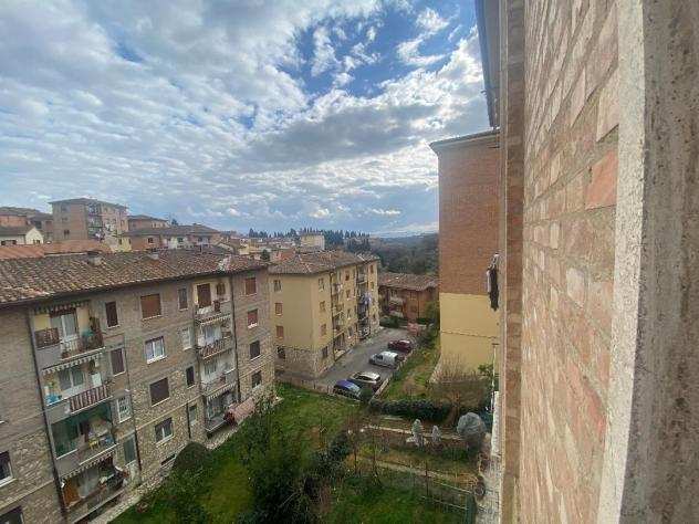 Appartamento in vendita a Siena 130 mq Rif 1034061