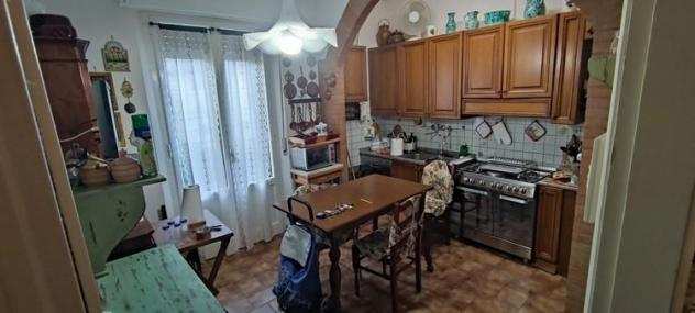 Appartamento in vendita a Siena 98 mq Rif 1232153
