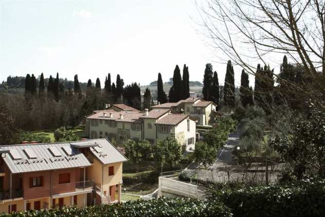 Appartamento in vendita a UOPINI - Monteriggioni 79 mq Rif 1056949