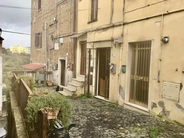 Appartamento in vendita al piano terra - Via del Castelletto Civita Castellana