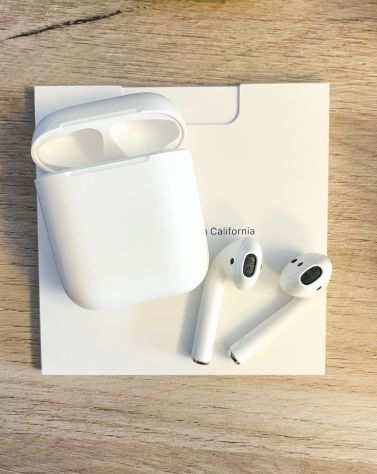 Apple Airpods seconda generazione
