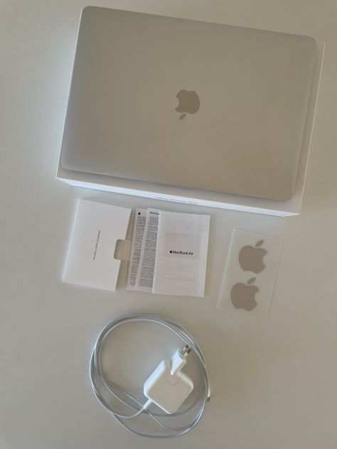 Apple MacBook Air 256GB SSD MWTK2TA silver 2020