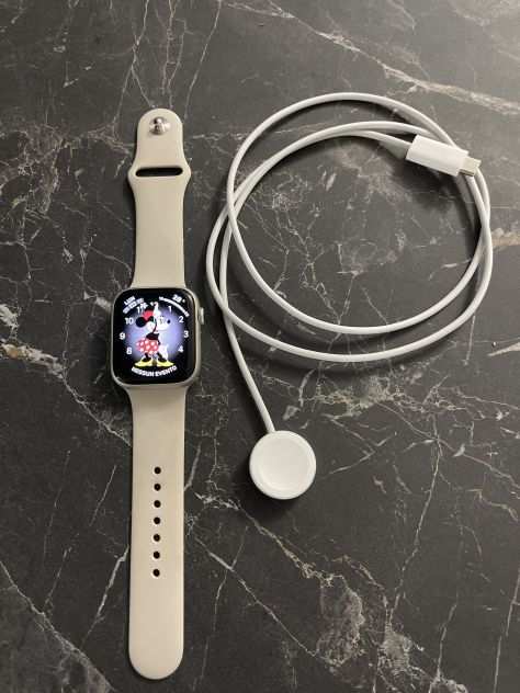 Apple watch serie8 ,gps ,45mm