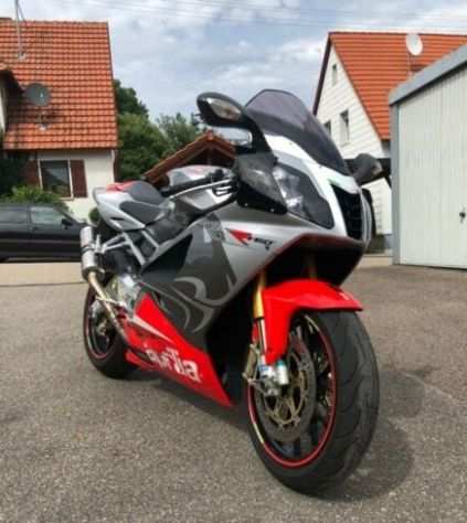 Aprilia RSV 1000 RR