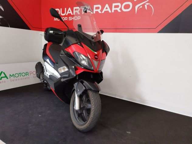 Aprilia SR Max 300