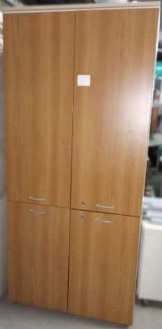 ARMADIO IN LEGNO COLOR CILIEGIO