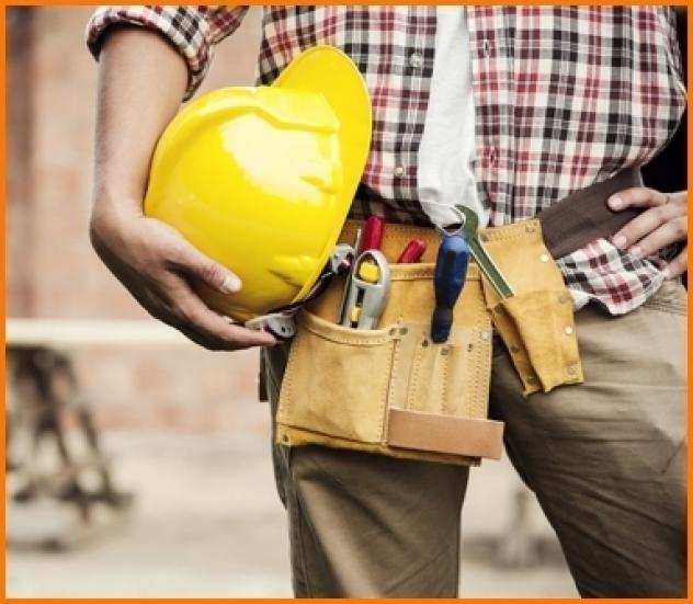 Artigiano muratore per lavori ed opere edili