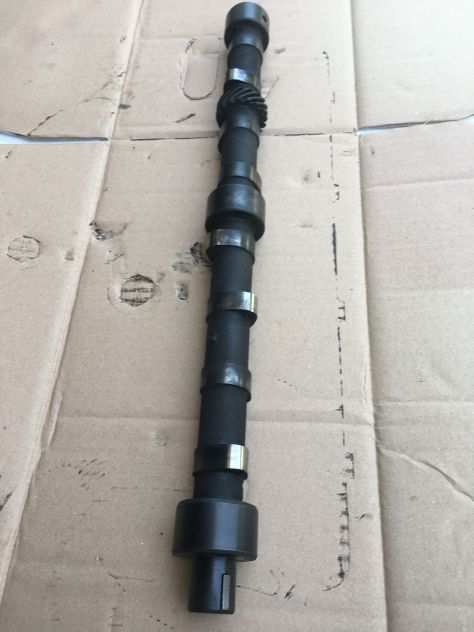 Asse  Albero a Camme Nissan KING CAB D21 2.5 Diesel Motore SD25