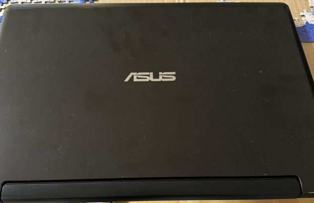 Asus i7 8Gb RAM, SSD 256Gb  HDD 1Tb (no dvd)