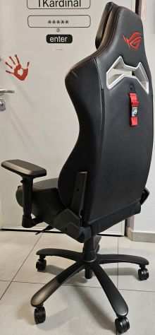 ASUS ROG Chariot Core Gaming in stile auto da corsa sedia per gaming universale
