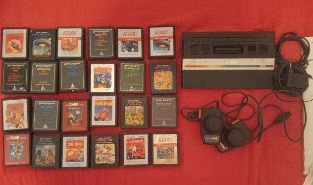 ATARI 2600 CONSOLLE 80 VINTAGE  24 GIOCHI ORIG.