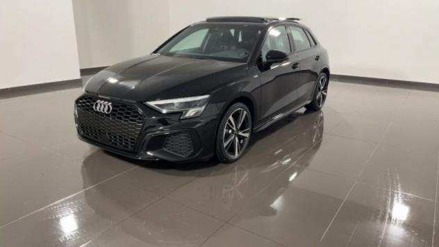 AUDI A3 SPB 30 TDI S tronic S line tettoapribile rif. 18764208