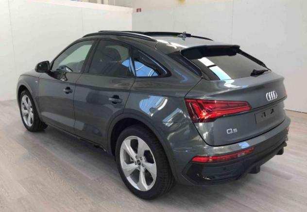 AUDI Q5 SPB 35 TDI S tronic S line 163 CV tettoapribile rif. 18811412