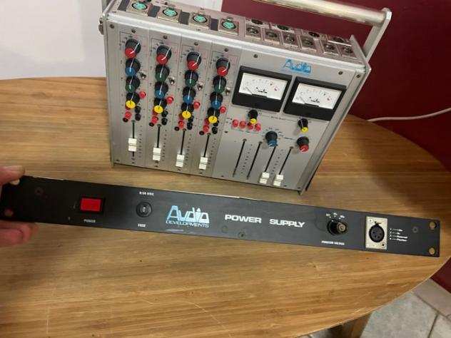 Audio Development - AD 057 Mixer analogico