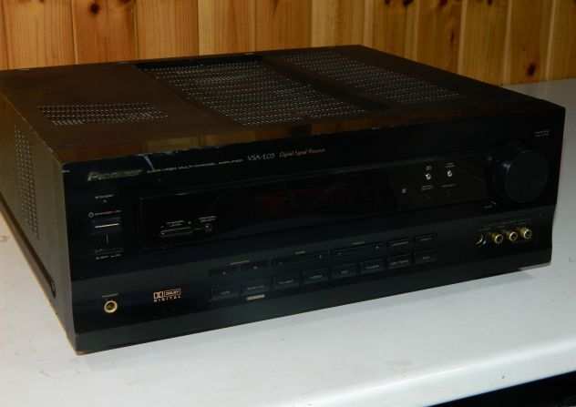 Audio Video multi-channel surround receiver Pioneer VSA-E03