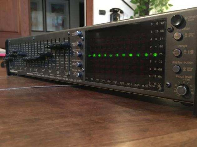Audiocontrol - AUDIOCONTROL C-101 - Equalizzatore grafico stereo