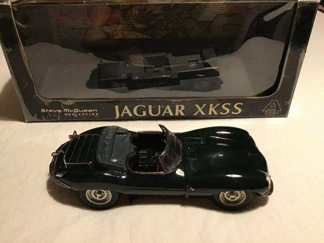 Autoart - 118 - Jaguar XKSS Steve McQueen edition