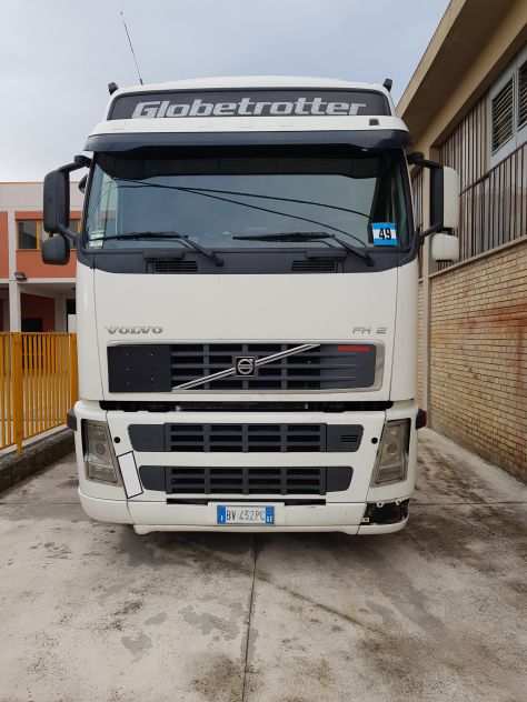 Autocarro USATO VOLVO FH460 E3