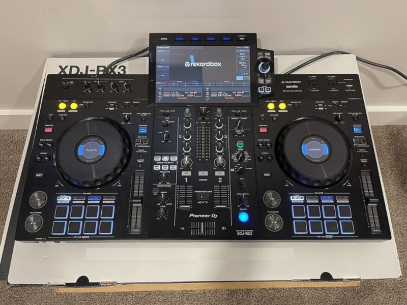 Pioneer DJ OPUS-QUAD, Pioneer DJ XDJ-RX3, Pioneer XDJ-XZ , Pioneer DJ DDJ-FLX10, Pioneer DDJ-1000, Pioneer DDJ-1000SRT, Pioneer DJ DDJ-REV7, Pioneer CDJ-3000, Pioneer DJ DJM-A9 , Pioneer CDJ-2000NXS2, Pioneer DJM-900NXS2, Pioneer DJ DJM-V10-LF , Pion