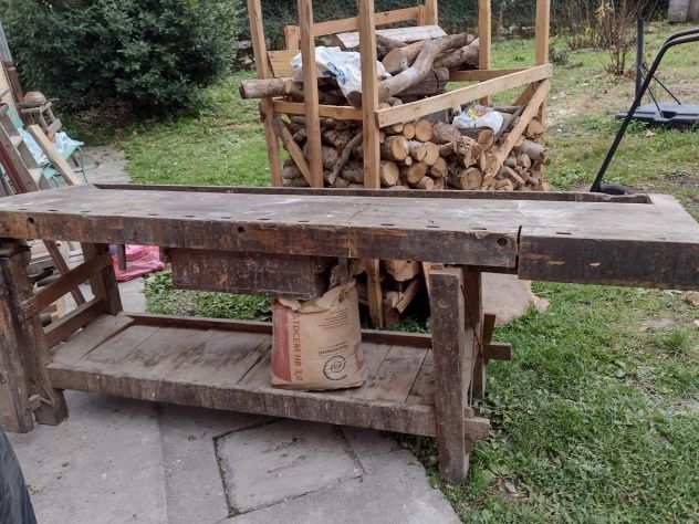 Banco da fallegame antico in legno massiccio