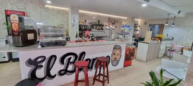 bar gelateria paninoteca a 13000 euro in Spagna