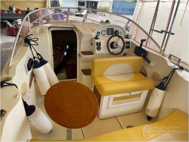 barca a motoreCOVERLINE cabin 6 cv115 4t full anno2008 lunghezza mt6