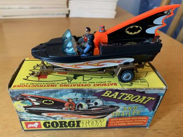 Bat Boat Corgitoy