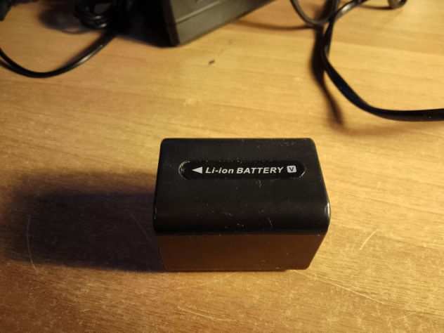 BATTERIA PER VIDEOCAMERA