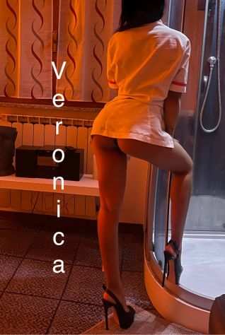 Belliacutesima italiana Veronica, new entry , foto in studio