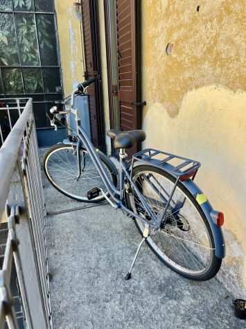 Bellissima bici cittagrave ELOPS 120 telaio basso azzurra in vendita