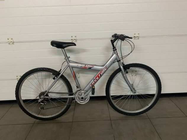 Bici Bicicletta Mtb 26 con 18 velocitagrave