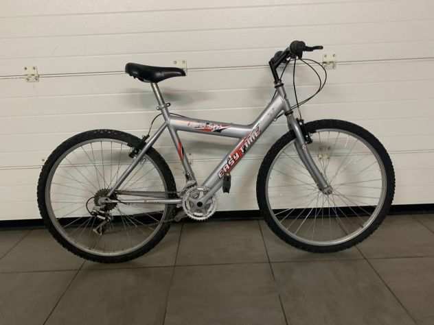 Bici Bicicletta Mtb 26 con 18 velocitagrave