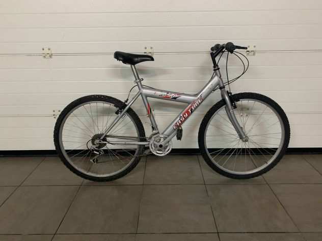 Bici Bicicletta Mtb 26 con 18 velocitagrave