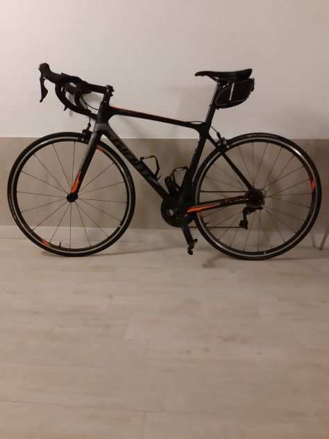 Bici corsa GIANT TCR advanced 1 accessoriata