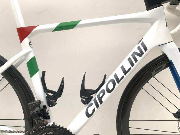 Bici da corsa Cipollini Dolomia Carbonio EPS 12V