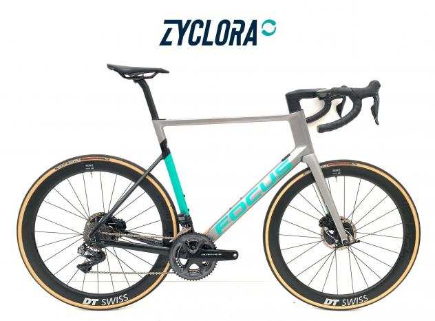 Bici da corsa Focus Izalco Max carbonio Di2 11V