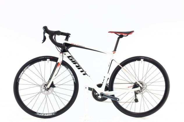 Bici da corsa Giant Defy Advanced 3 carbonio