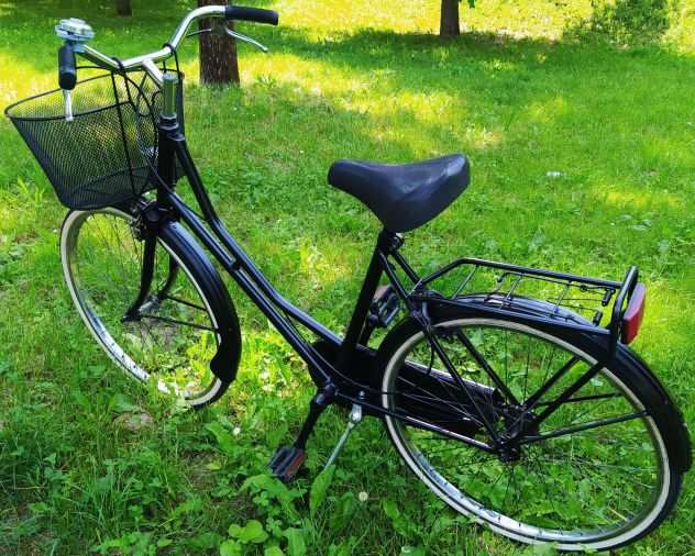 Bici olanda donna 26 nera con cestino